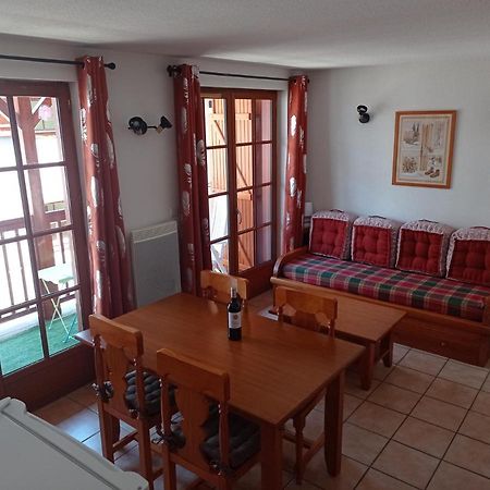 Agreable Appartement Avec Balcon Dans Residence Calme コテレ エクステリア 写真