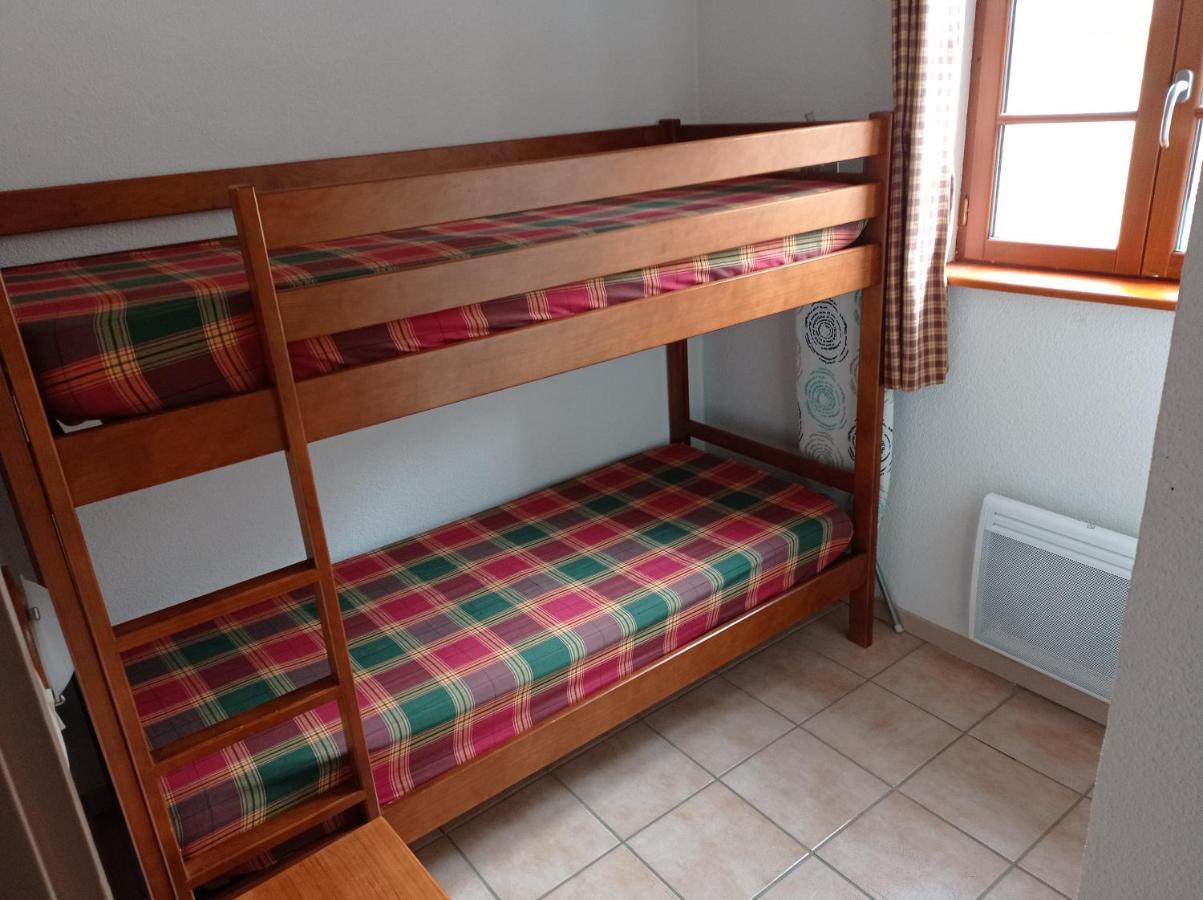 Agreable Appartement Avec Balcon Dans Residence Calme コテレ エクステリア 写真