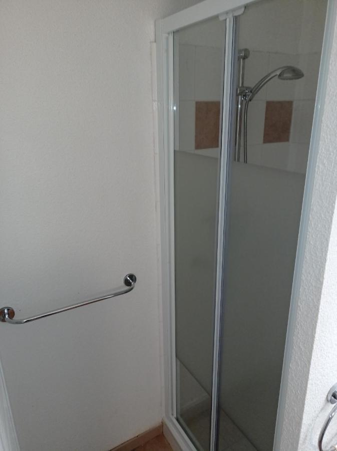 Agreable Appartement Avec Balcon Dans Residence Calme コテレ エクステリア 写真